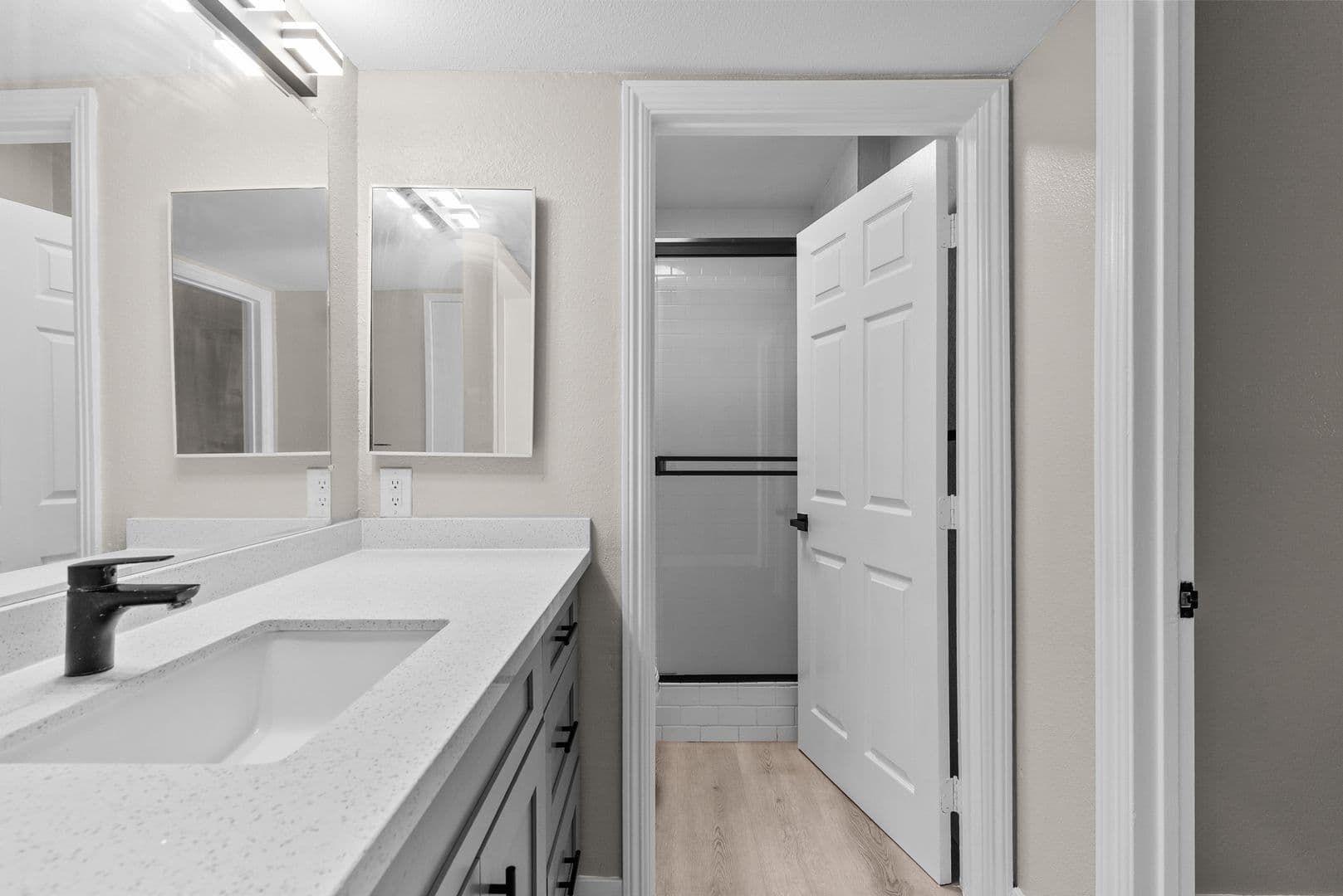 Garden Grove Apartment: 8101 Larson Avenue