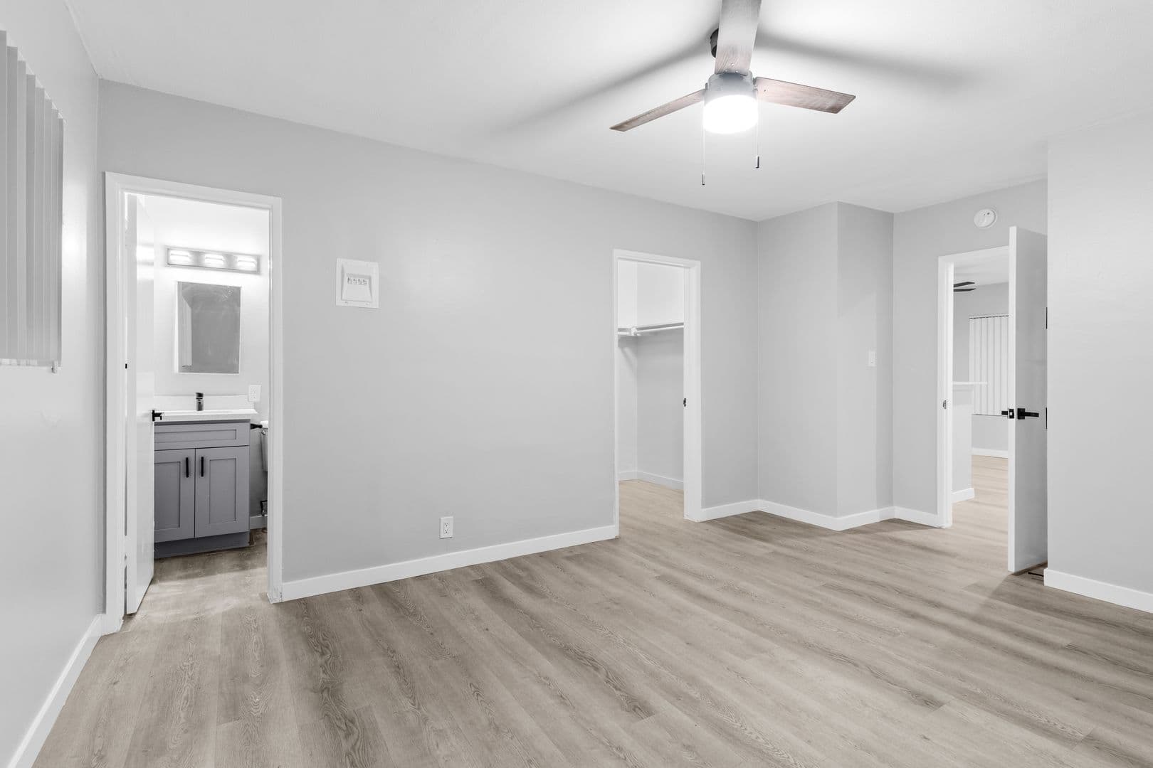 Fullerton Apartment: 1655 West Malvern Avenue