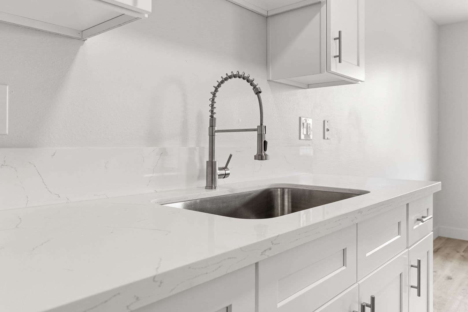 Garden Grove Apartment: 8331 Lampson Avenue