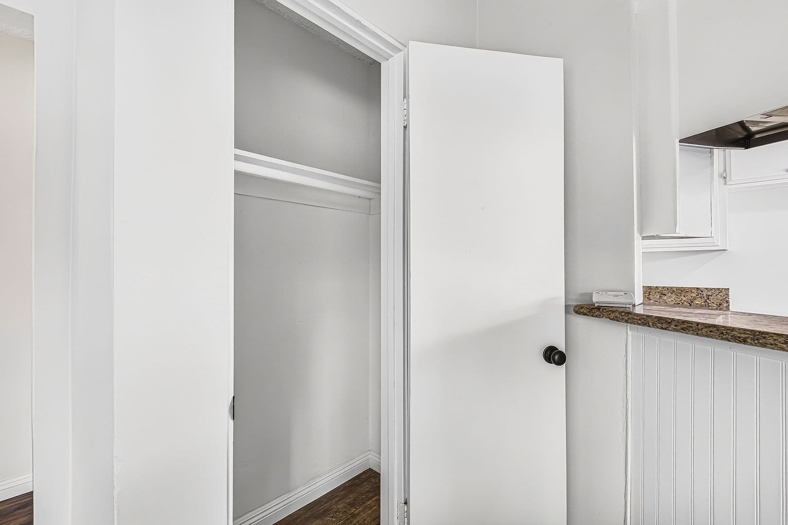 Anaheim Apartment: 147 S Magnolia Avenue