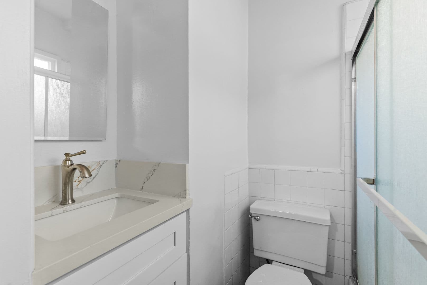 Long Beach Apartment: 1620 E Appleton Street