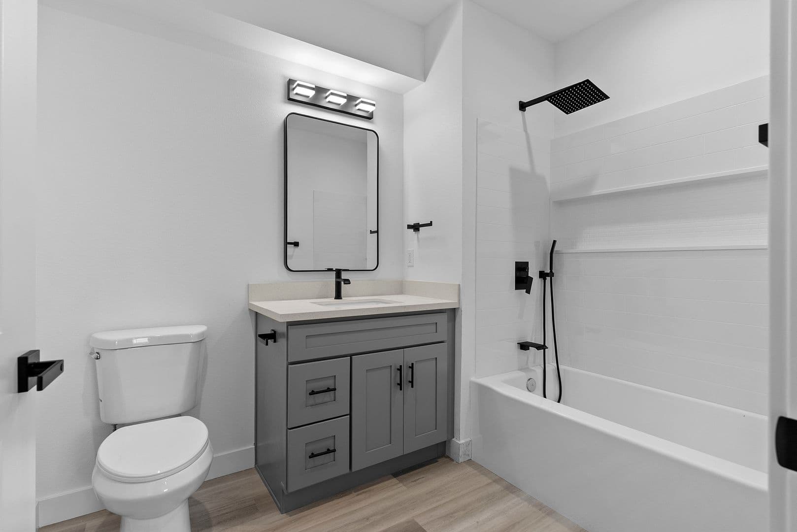 Anaheim Apartment: 9632 Ball Road