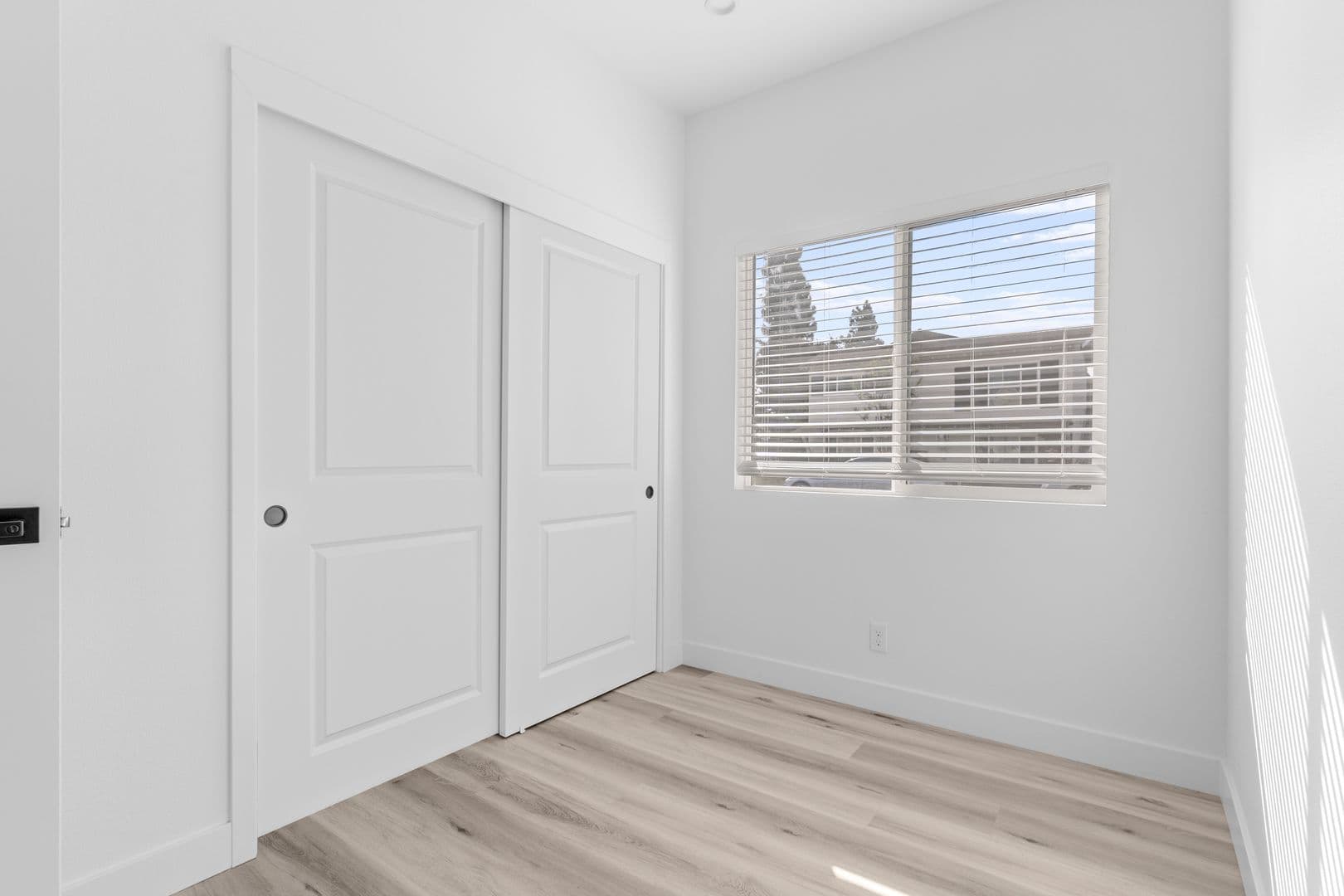 Garden Grove Apartment: 12602 Kensington Lane