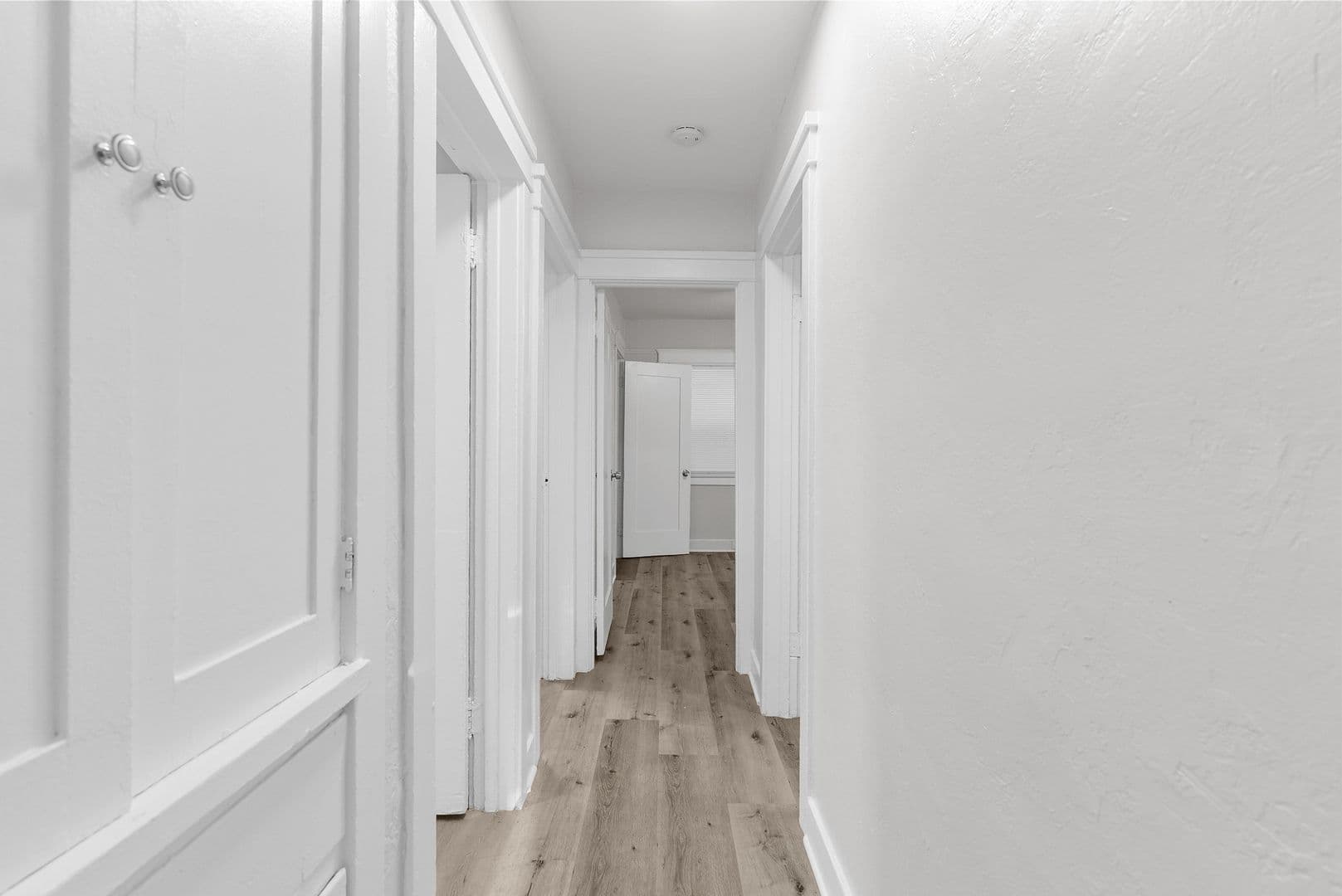 Long Beach Apartment: 736 Olive Avenue