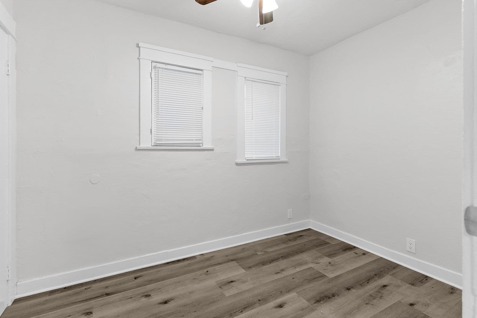Long Beach Apartment: 736 Olive Avenue