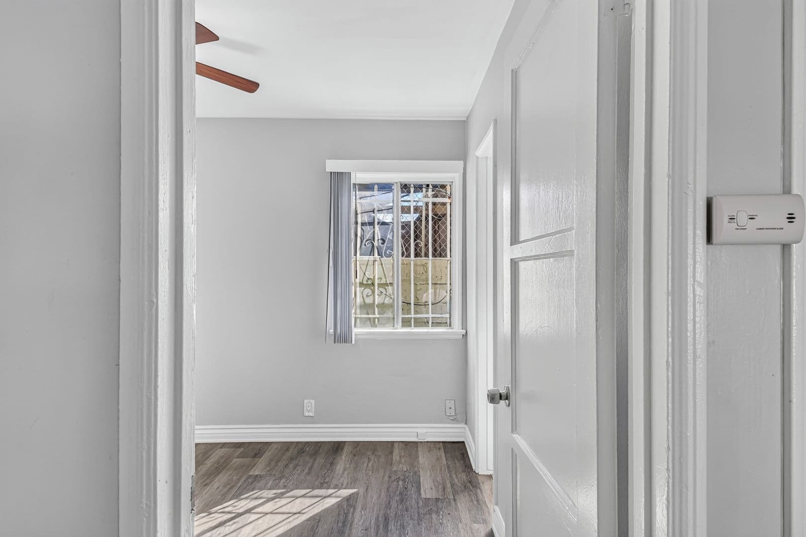 Long Beach Apartment: 2127-2131 Pacific Ave