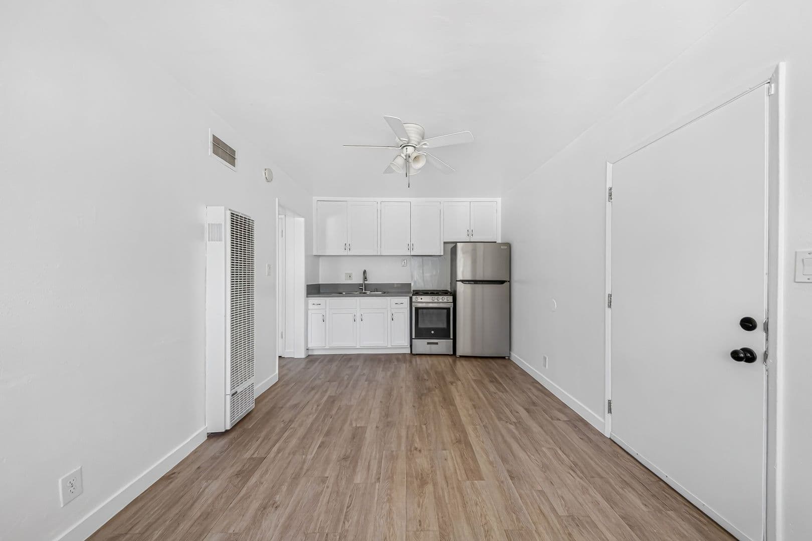 Escondido Apartment: 203 West 3rd Avenue