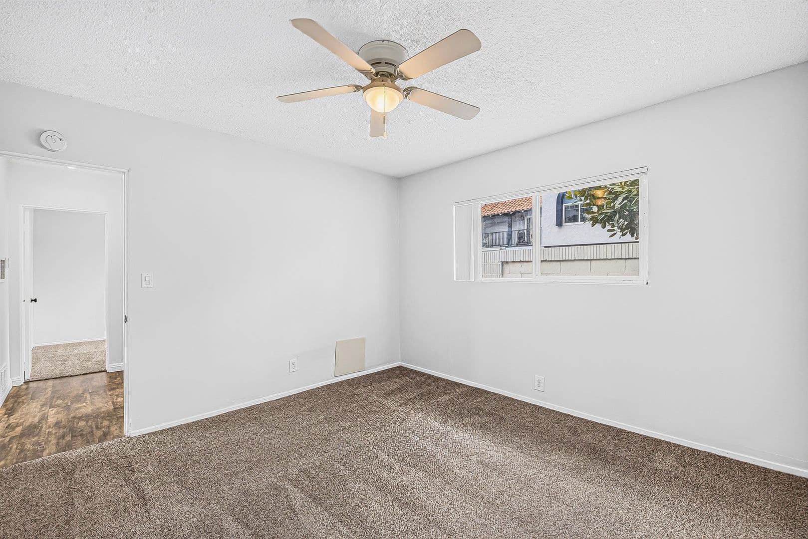 Anaheim Apartment: 147 S Magnolia Avenue