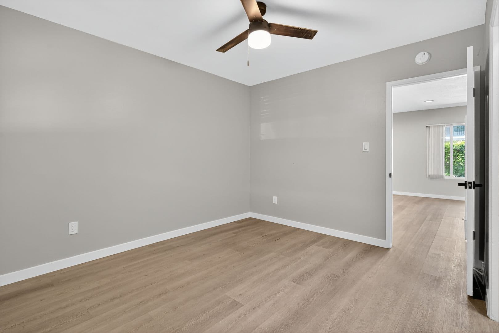 Fullerton Apartment: 2300 East Commonwealth Avenue
