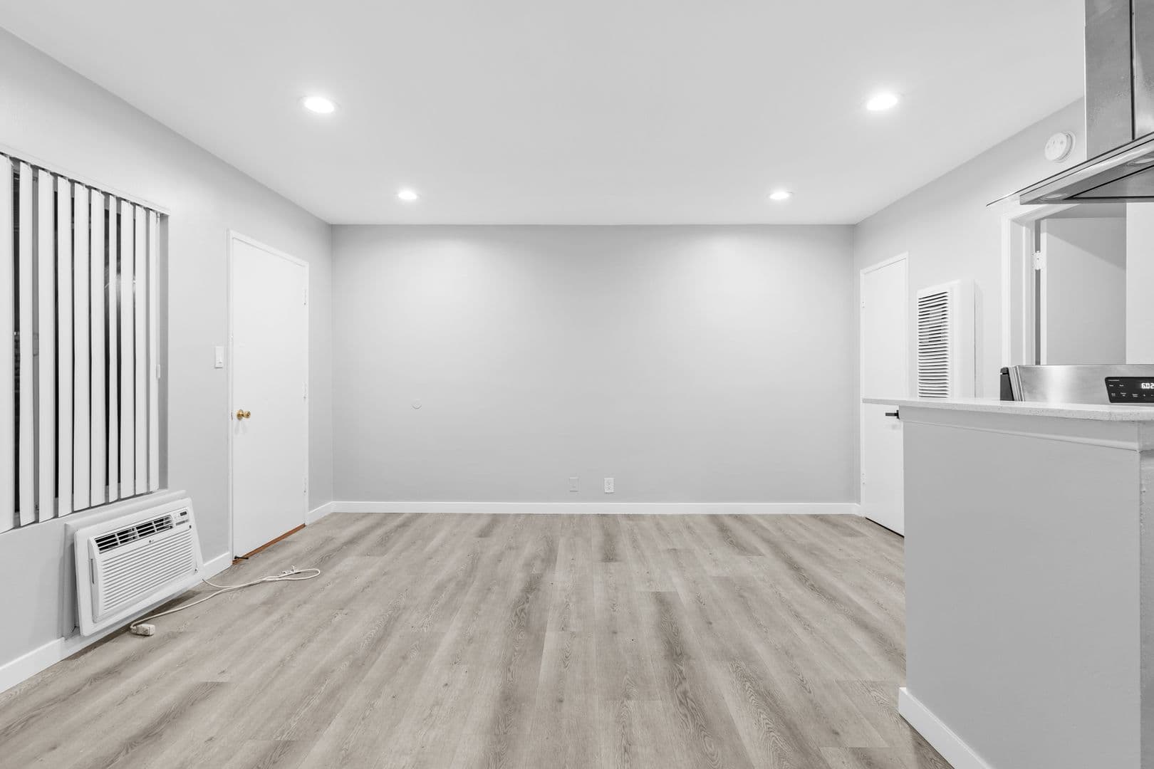 Fullerton Apartment: 1655 West Malvern Avenue