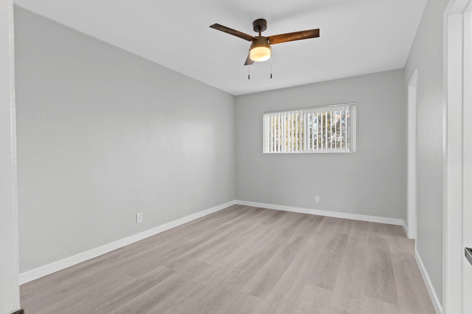 Garden Grove Apartment: 12602 Kensington Lane