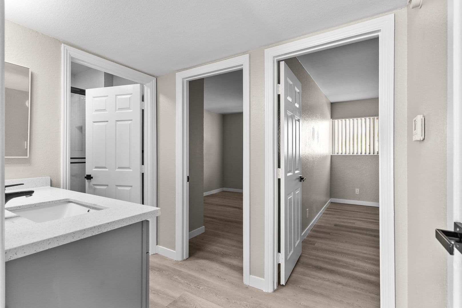 Garden Grove Apartment: 8101 Larson Avenue