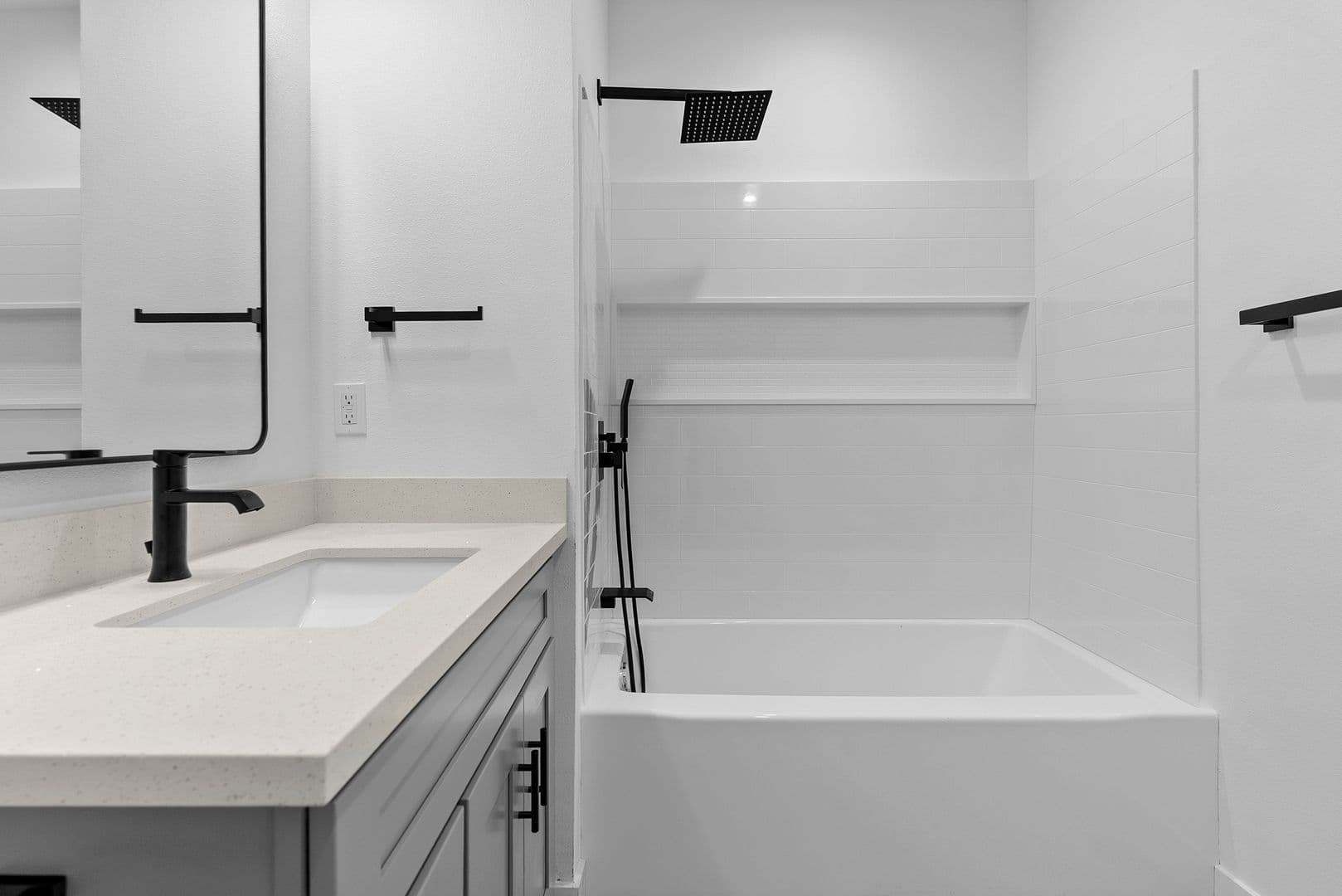 Anaheim Apartment: 9632 Ball Road