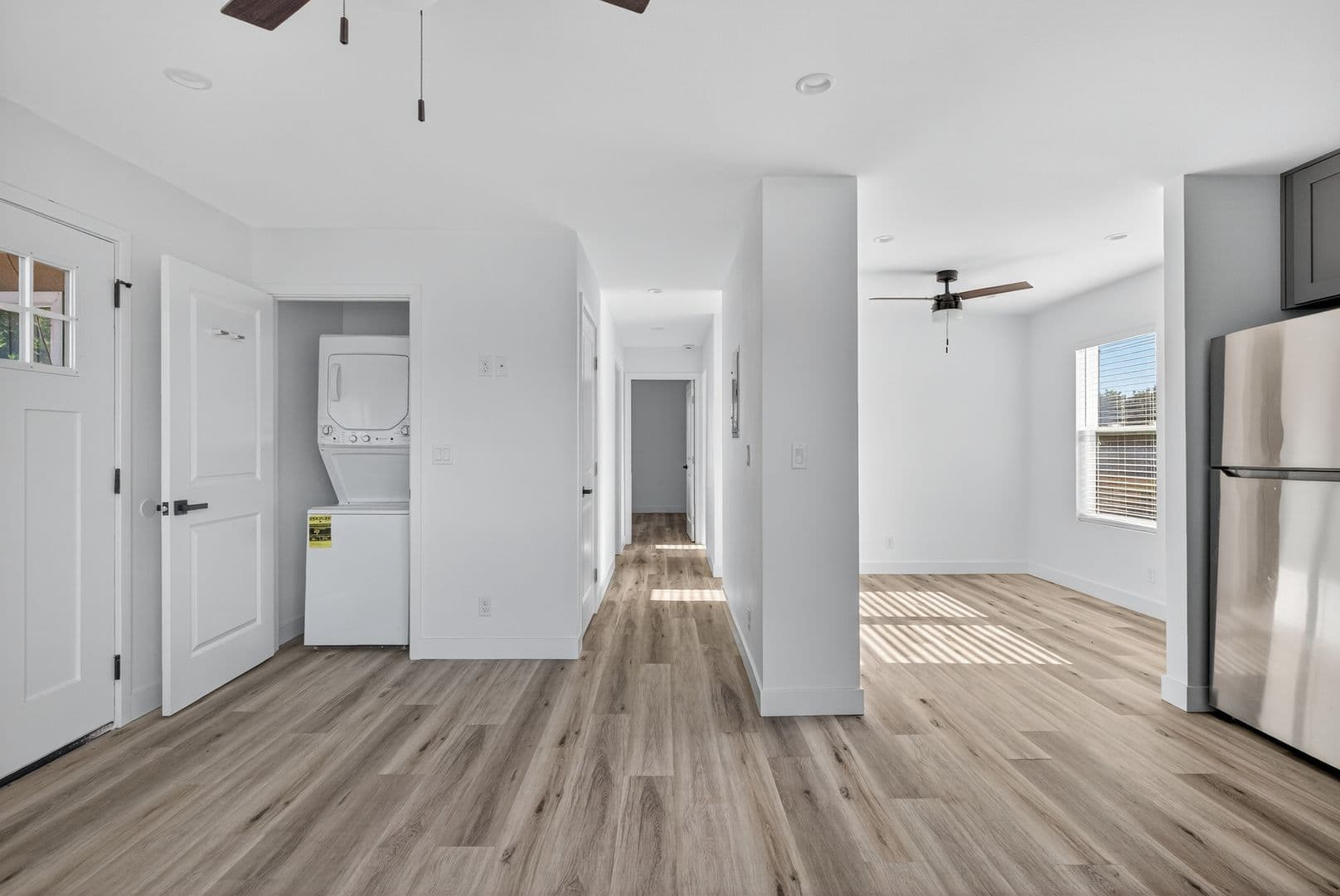 Fullerton Apartment: 113-201 South Lillie Avenue