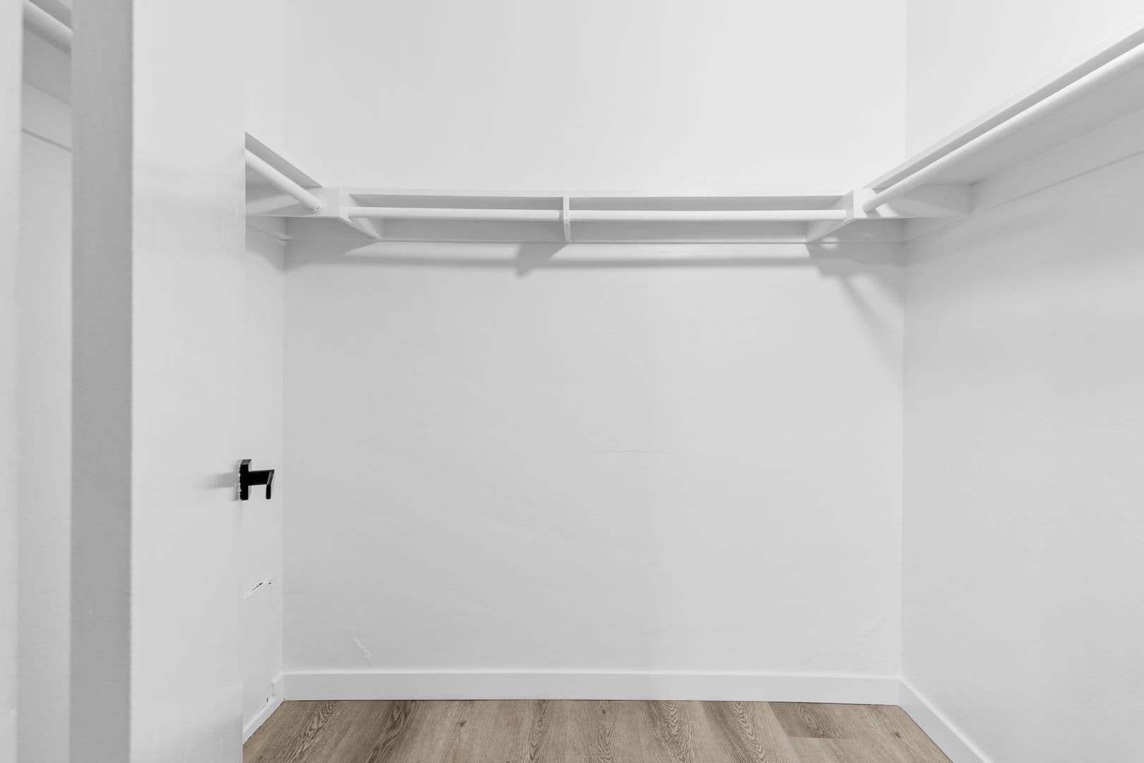 Fullerton Apartment: 1655 West Malvern Avenue