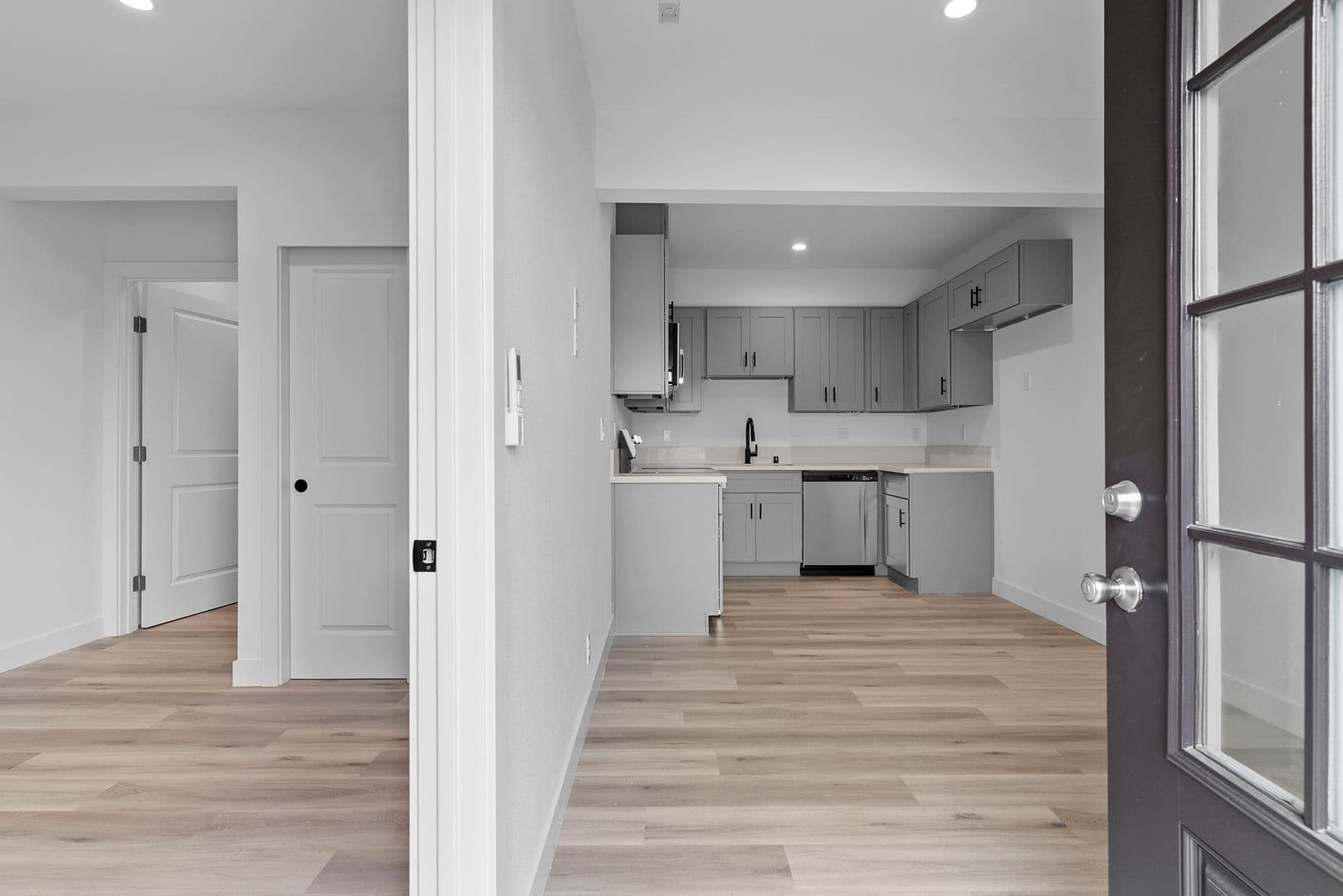 Anaheim Apartment: 9632 Ball Road
