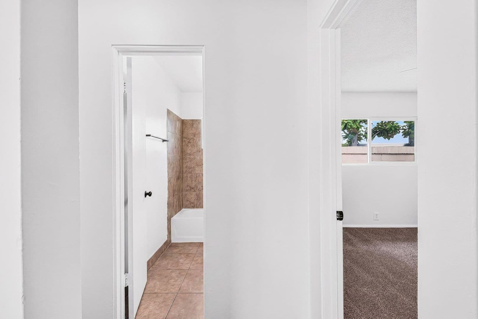 Anaheim Apartment: 147 S Magnolia Avenue