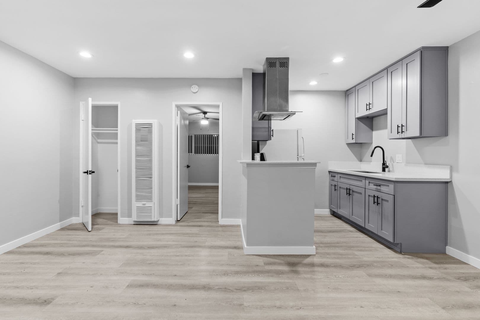 Fullerton Apartment: 1655 West Malvern Avenue