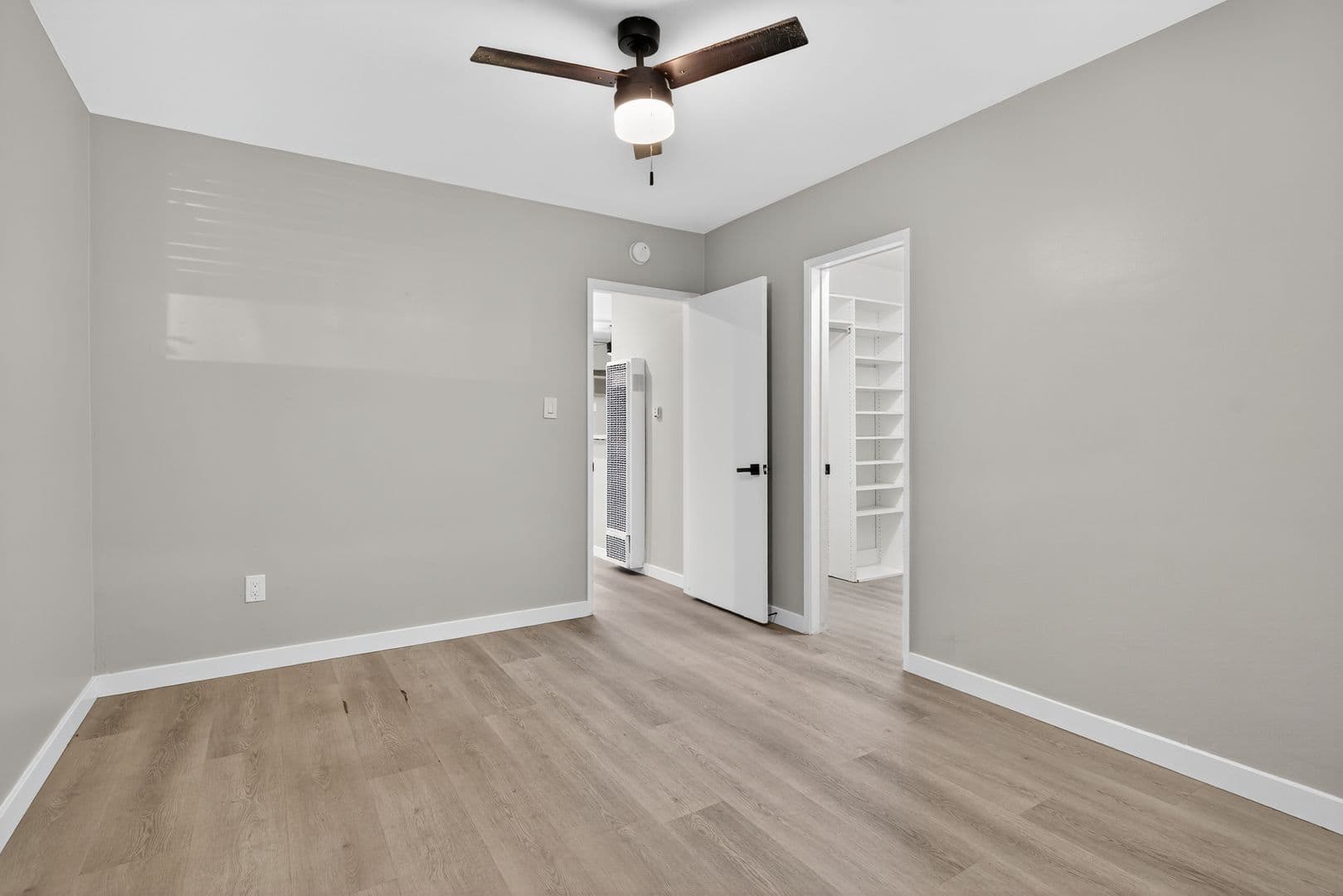 Fullerton Apartment: 2300 East Commonwealth Avenue