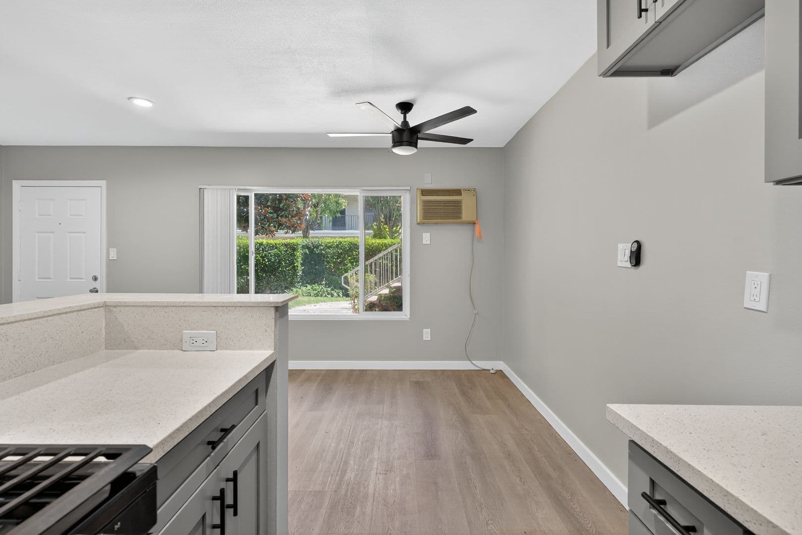 Fullerton Apartment: 2300 East Commonwealth Avenue