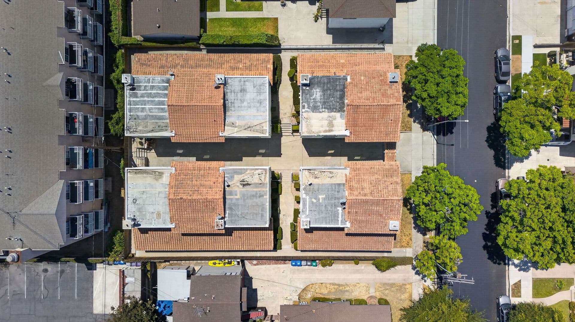 Long Beach Apartment: 648 Coronado Ave #A