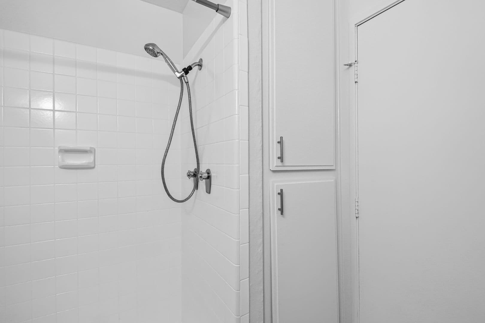 Long Beach Apartment: 730 Magnolia Avenue