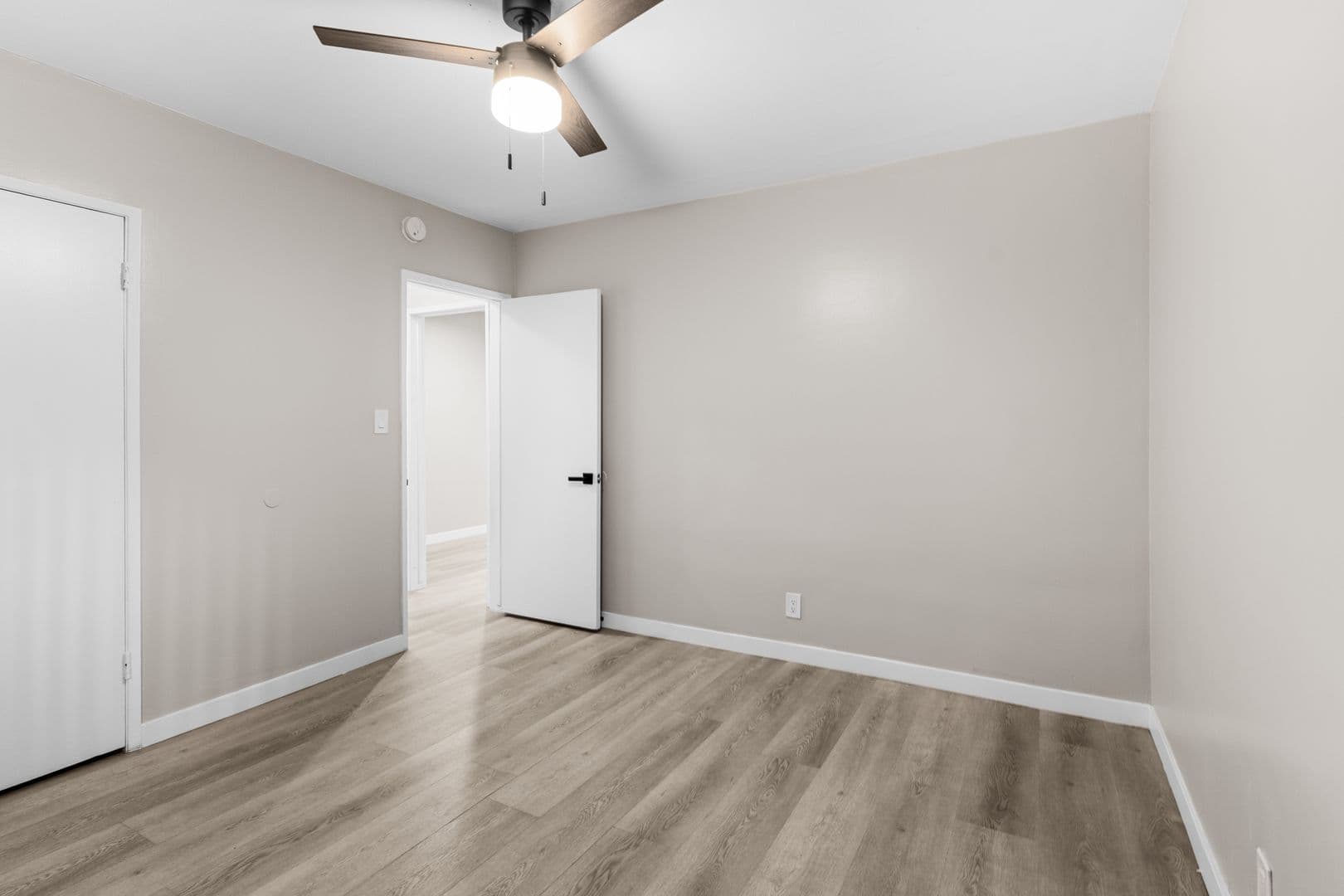 Anaheim Apartment: 9632 Ball Road