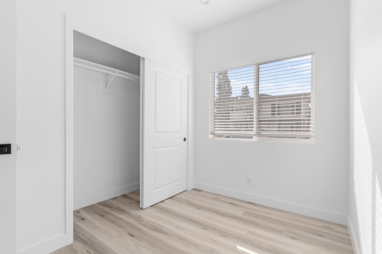 Garden Grove Apartment: 12602 Kensington Lane