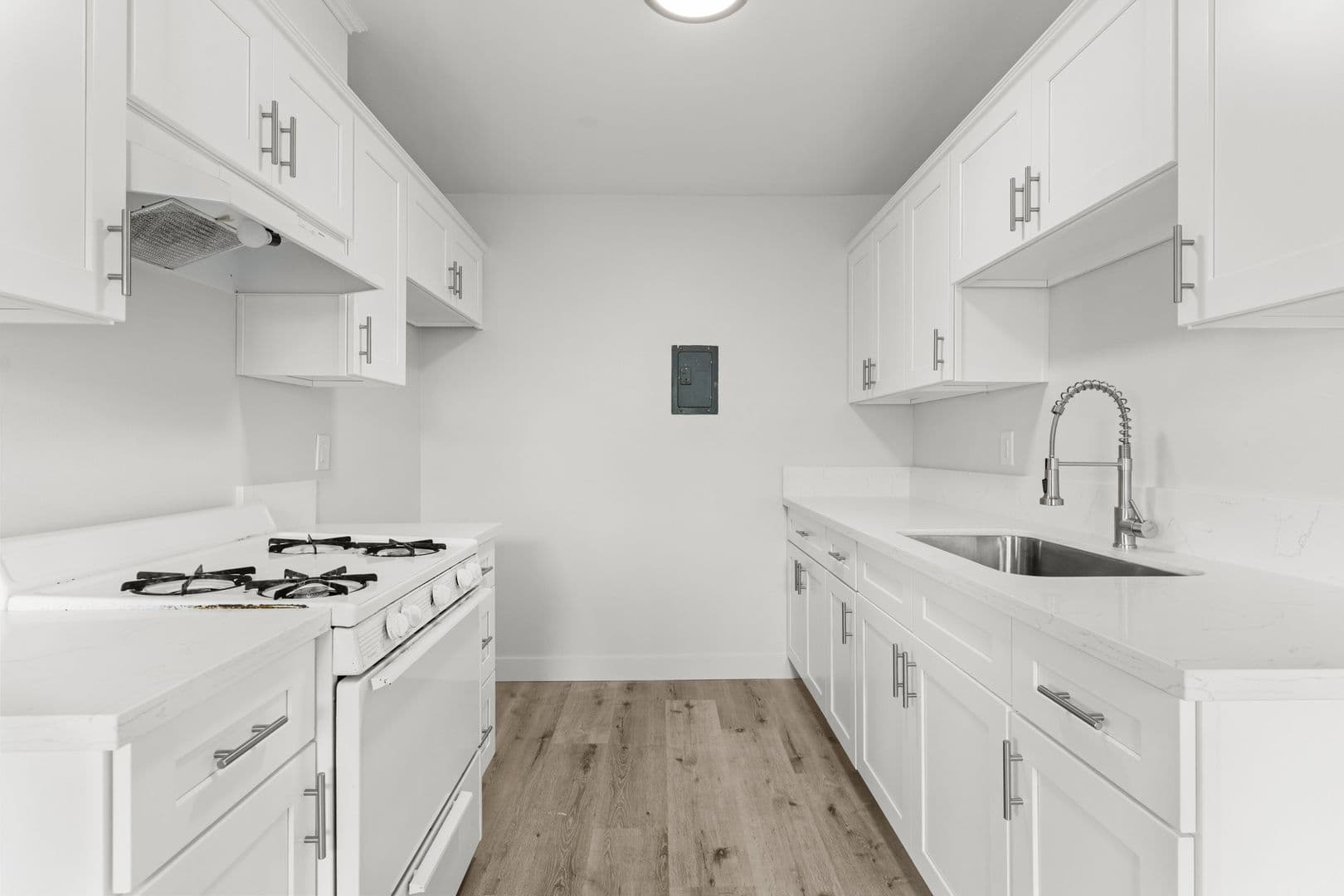 Garden Grove Apartment: 8331 Lampson Avenue
