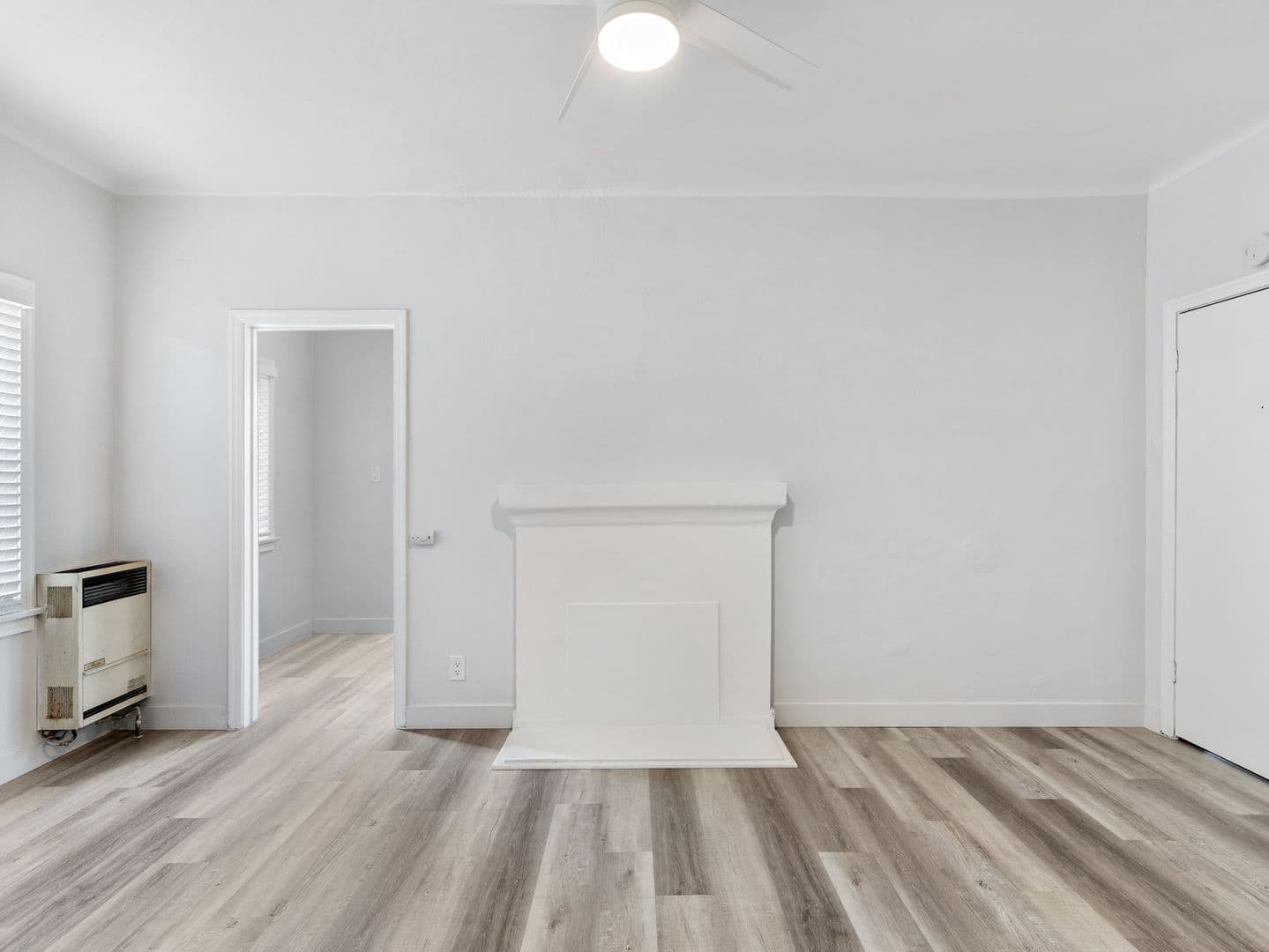 Long Beach Apartment: 608 W 6th Street