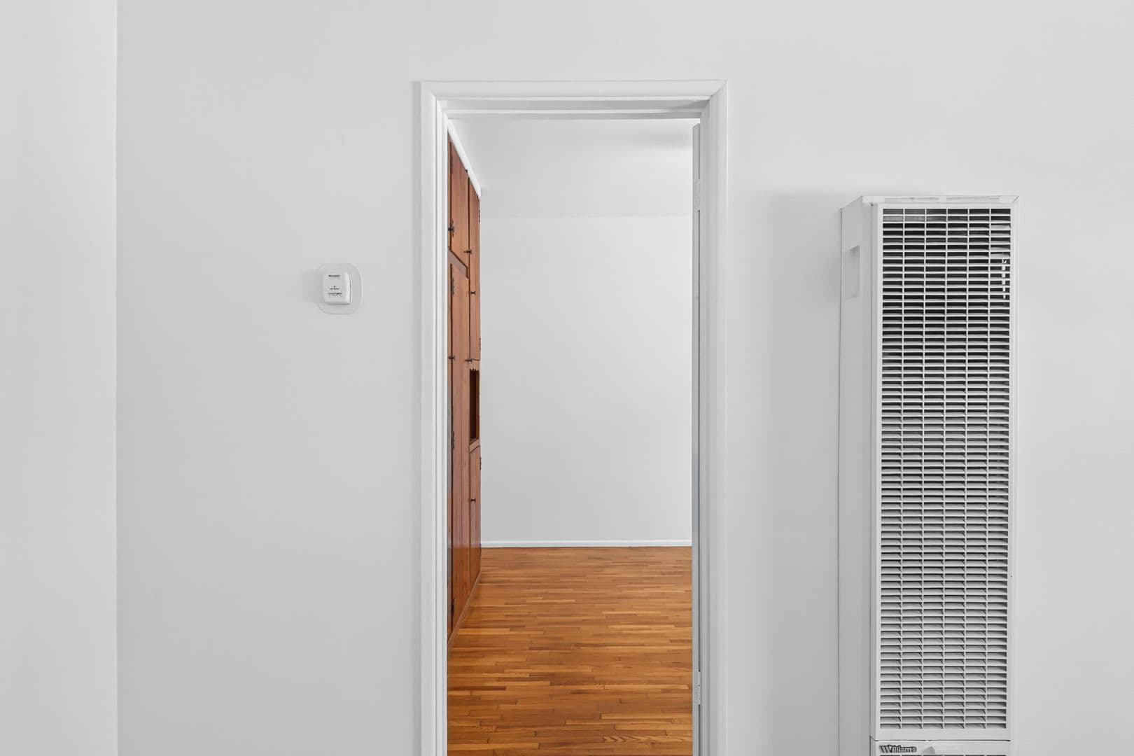 Redondo Beach Apartment: 1906 Voorhees Ave