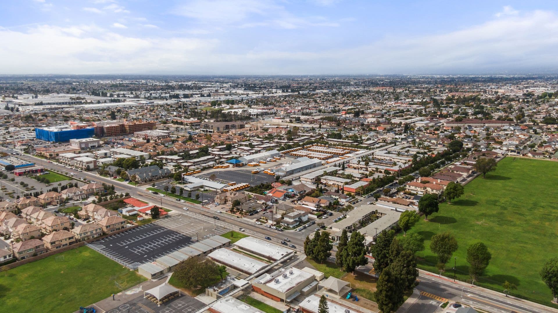 Garden Grove Apartment: 8331 Lampson Avenue
