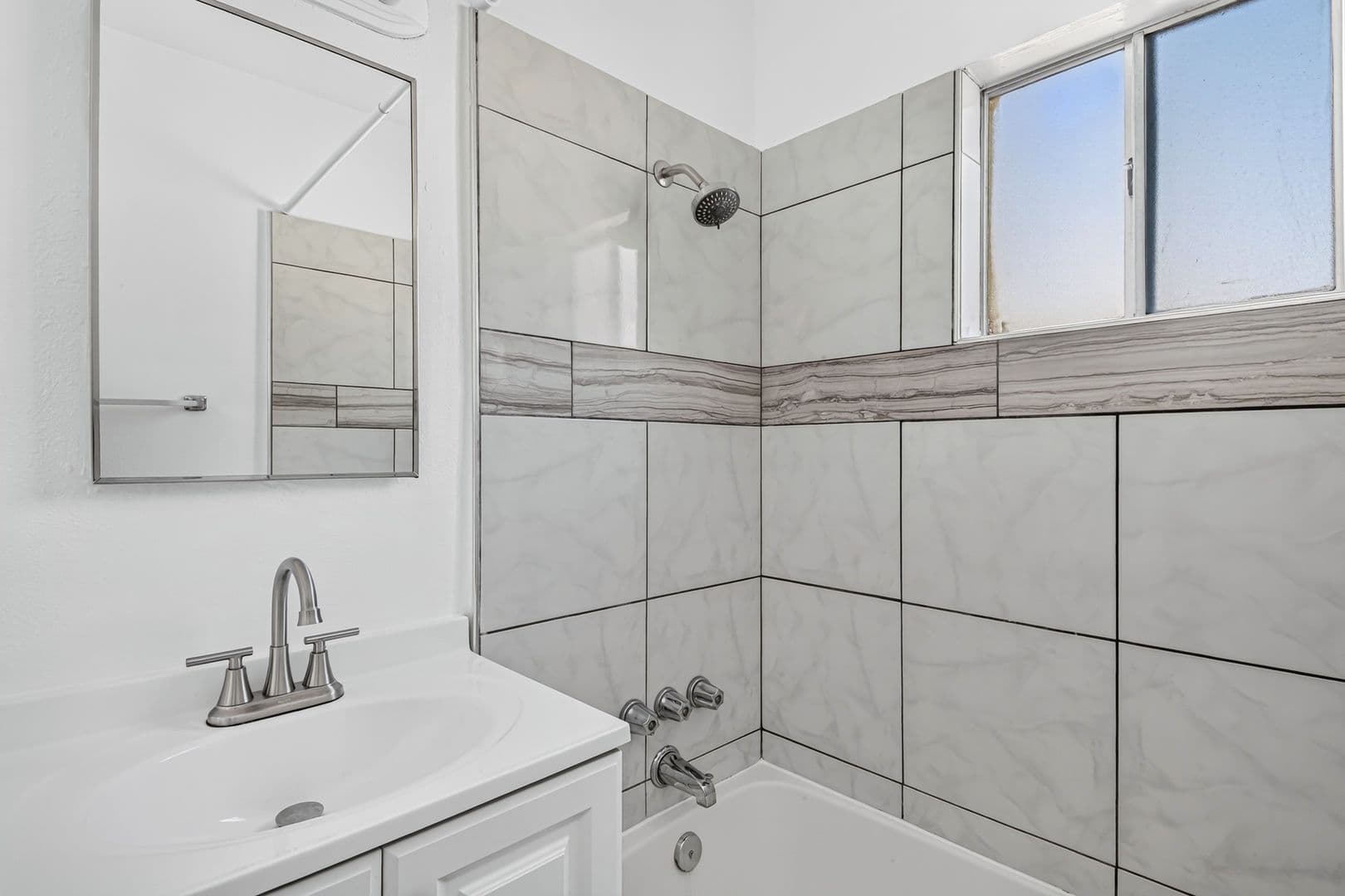 Escondido Apartment: 203 West 3rd Avenue