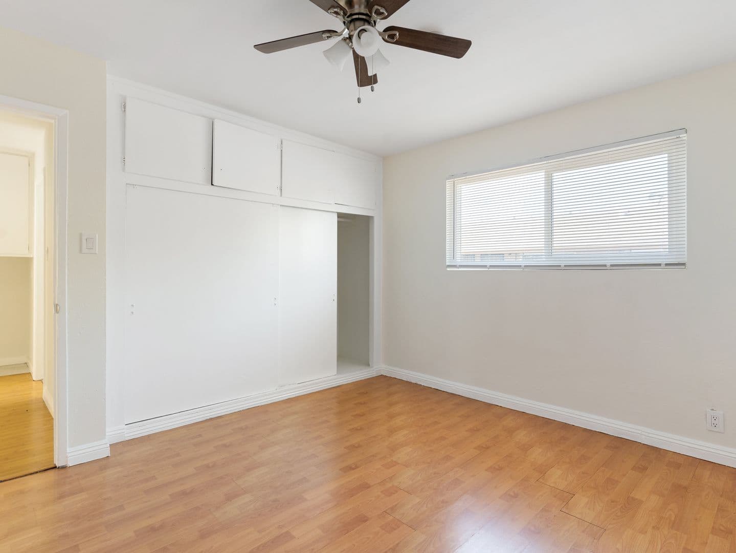 Long Beach Apartment: 731 Orange Avenue