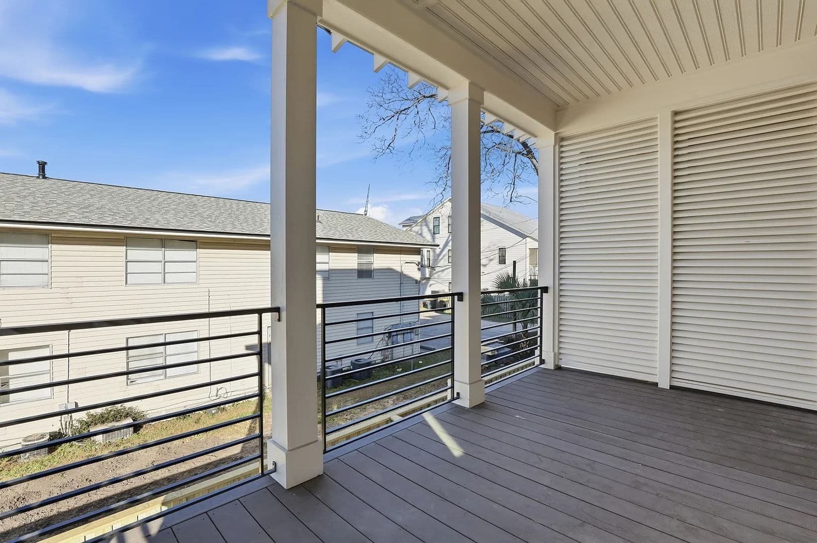 Savannah Townhome: 102-118 Pearl Street