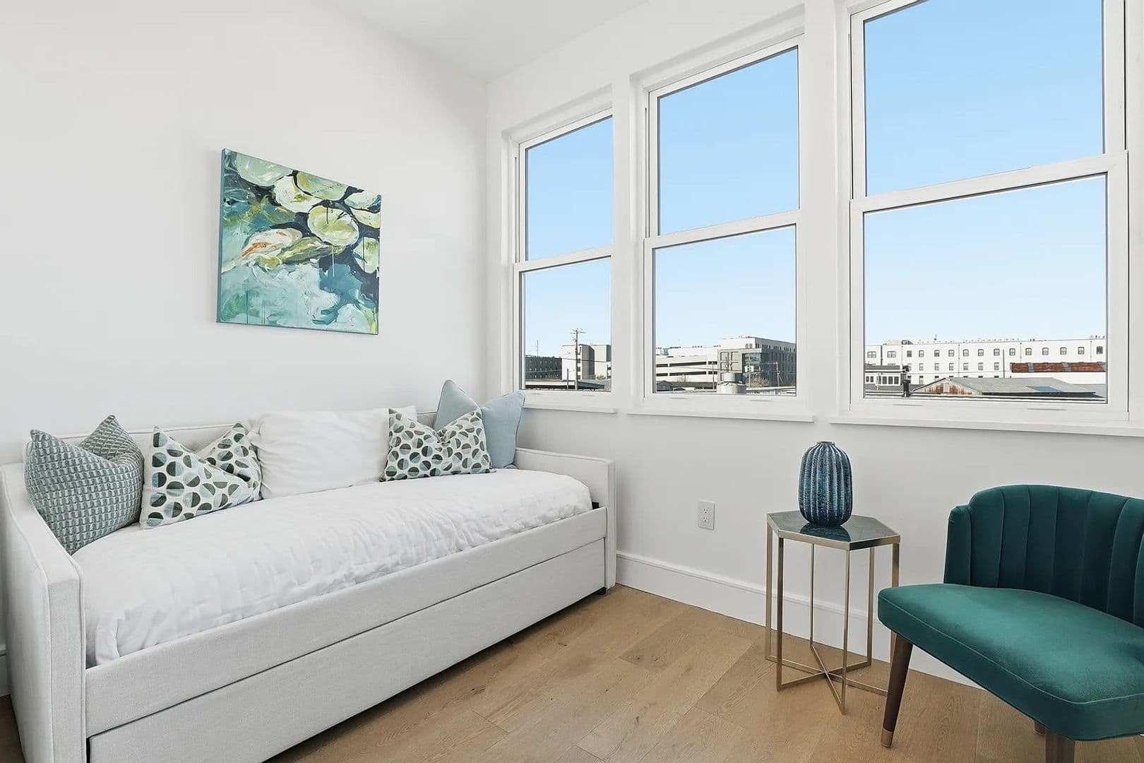 Savannah Townhome: 102-118 Pearl Street