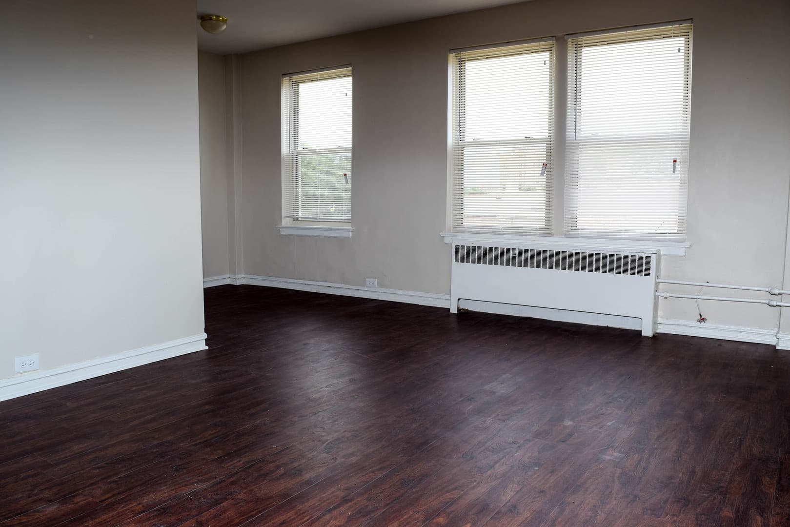 Chicago Apartment: 7220 S. South Shore Drive