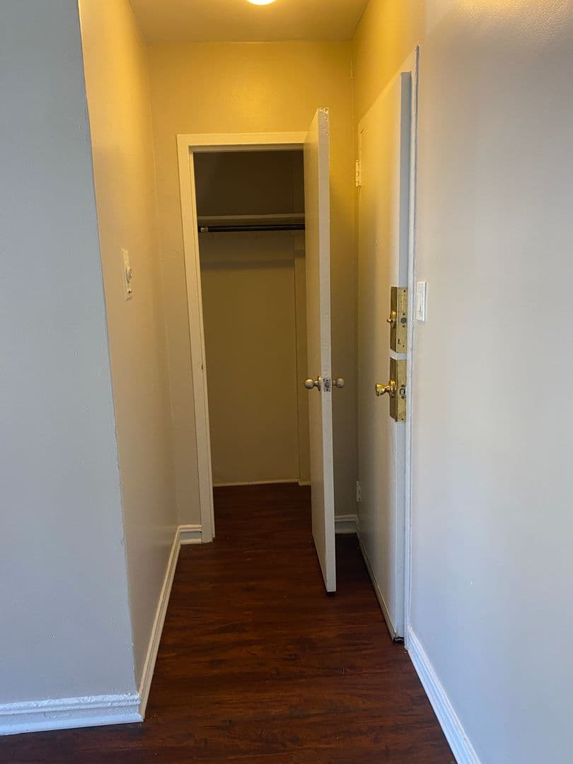 Chicago Apartment: 7220 S. South Shore Drive