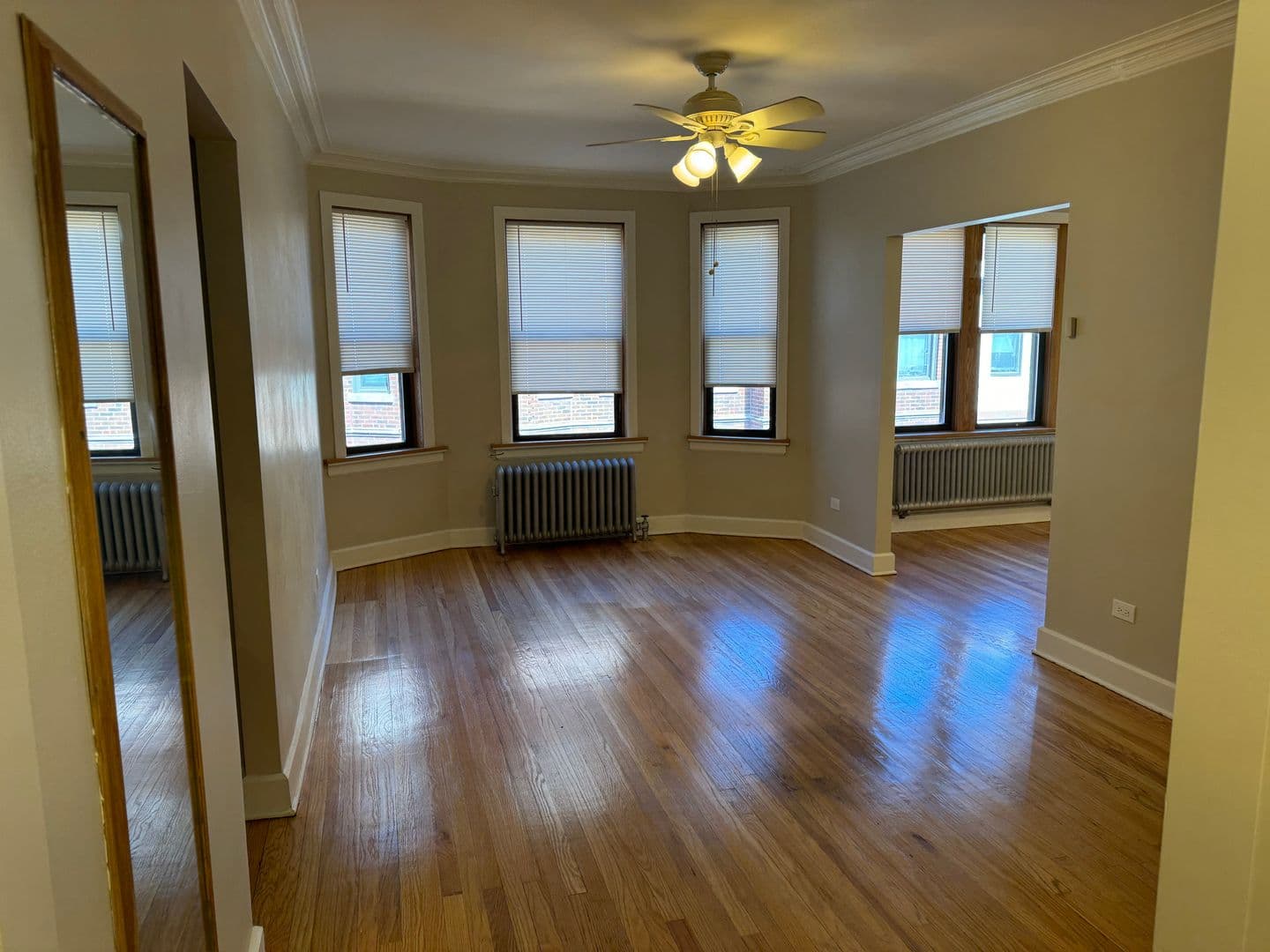 Chicago Apartment: 7263 S South Shore Drive