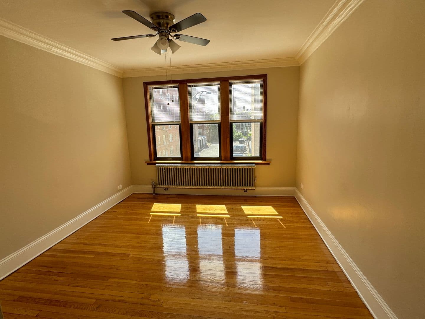 Chicago Apartment: 7263 S South Shore Drive