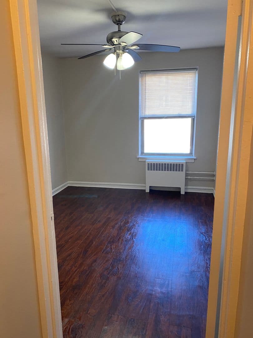 Chicago Apartment: 7220 S. South Shore Drive