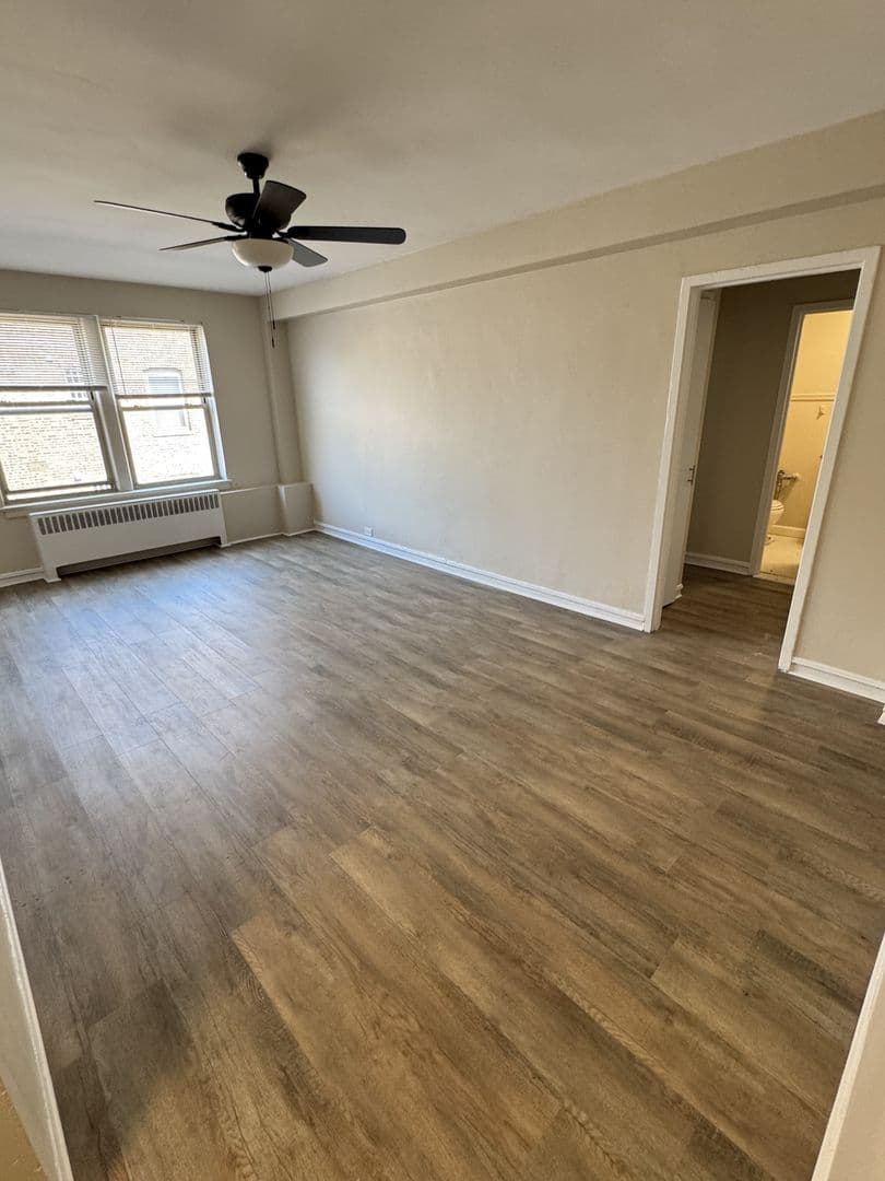 Chicago Apartment: 7220 S. South Shore Drive