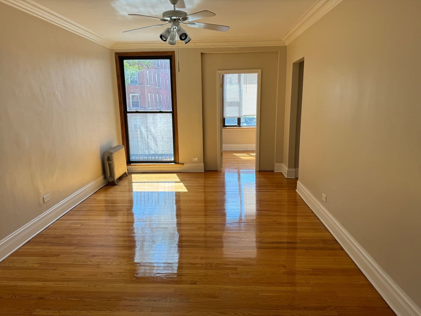 Chicago Apartment: 7263 S South Shore Drive
