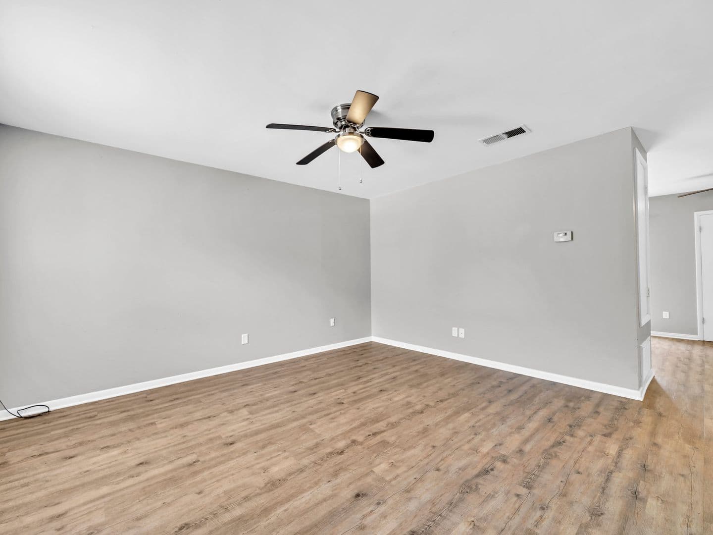 NICEVILLE Apartment: HICKORY AVENUE