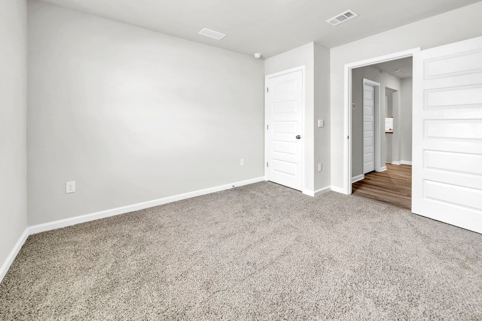 CRESTVIEW House: 3107 TRICIA CIRCLE