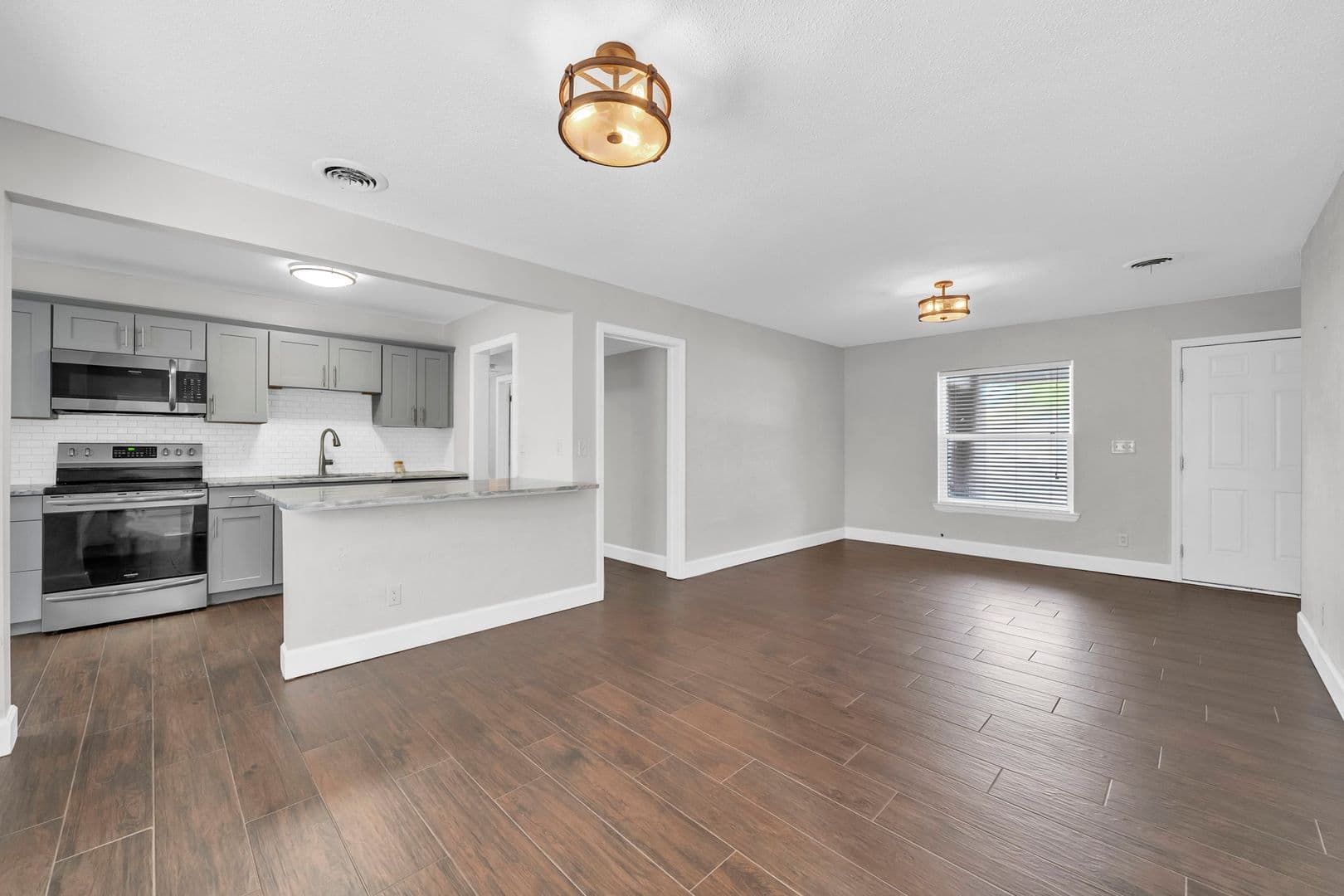 FORT WALTON BEACH House: 358 KEPNER DRIVE NE