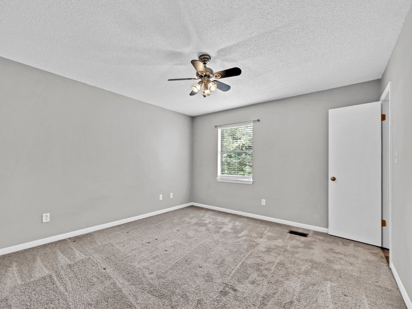 NICEVILLE Apartment: HICKORY AVENUE