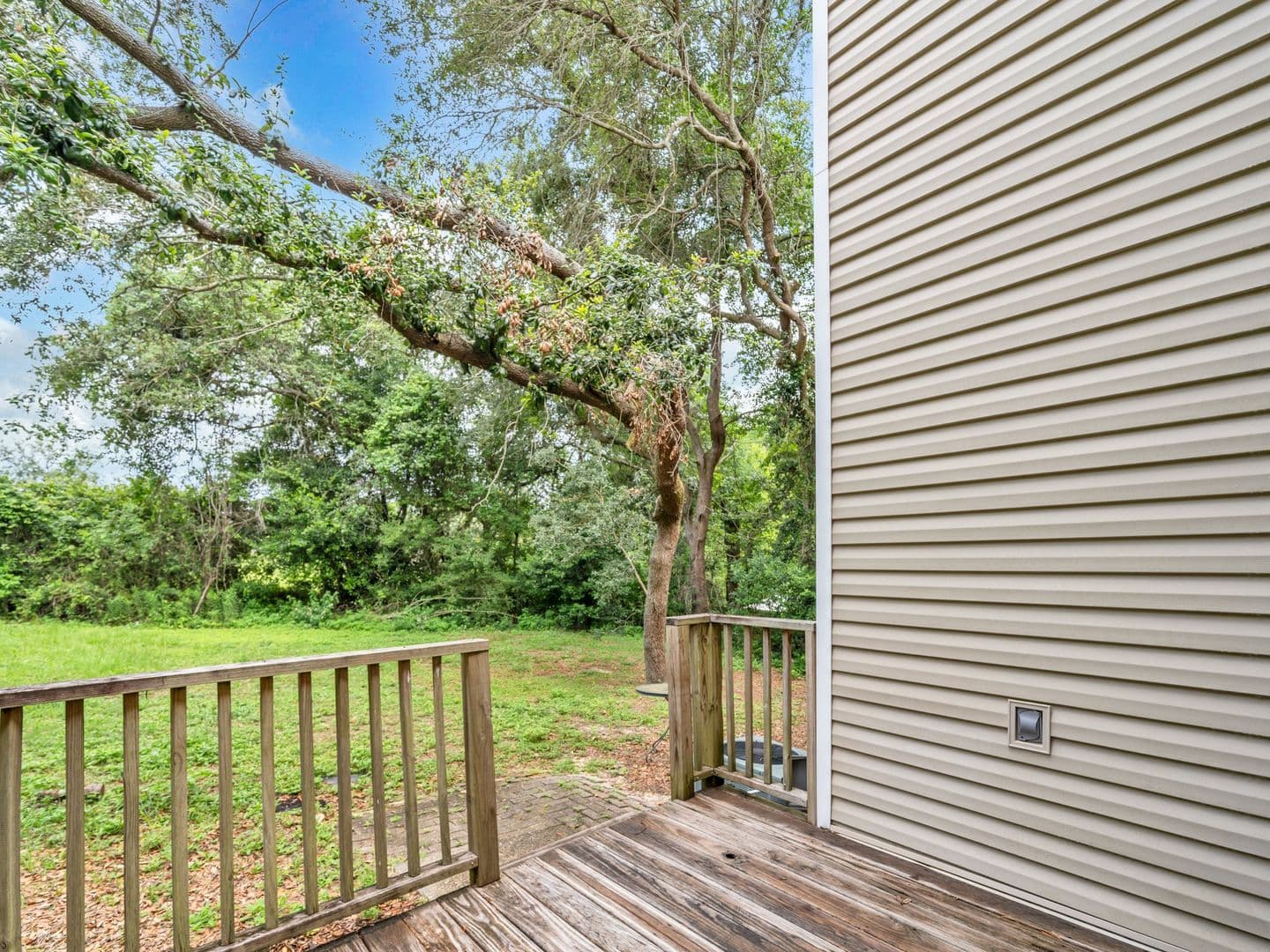 NICEVILLE Apartment: HICKORY AVENUE