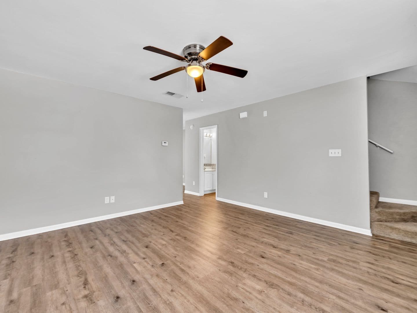 NICEVILLE Apartment: HICKORY AVENUE