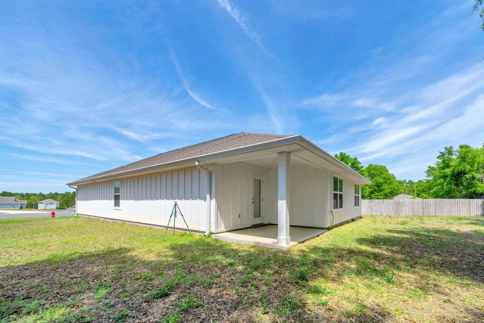 CRESTVIEW House: 3107 TRICIA CIRCLE